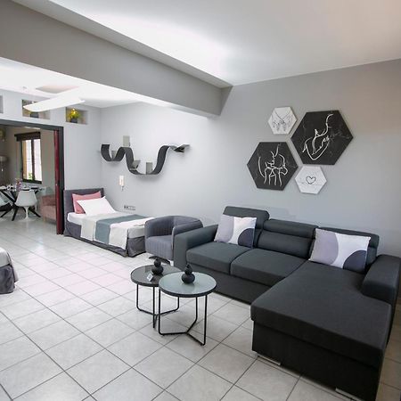 Castle View Luxury Apartment With Free Private Parking Kavala Exteriör bild